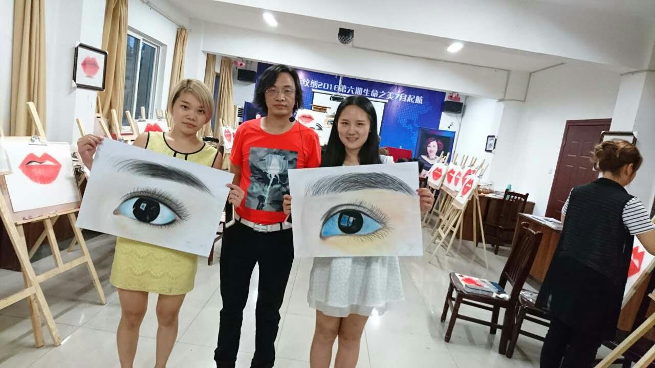 一个牛B半永久纹绣师的工作方法，你学不会！